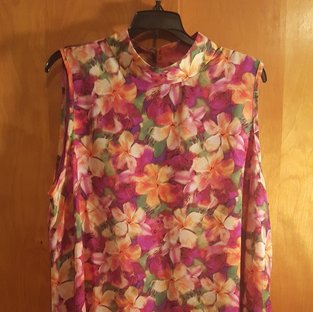 Blouse - Picture 4 of 4